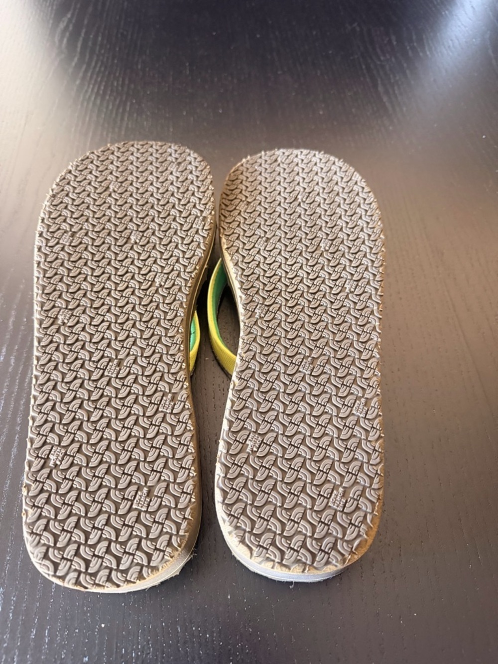 The North Face wedged yellow Strap Textured Foam Sandal size 10 - Picture 7 of 14